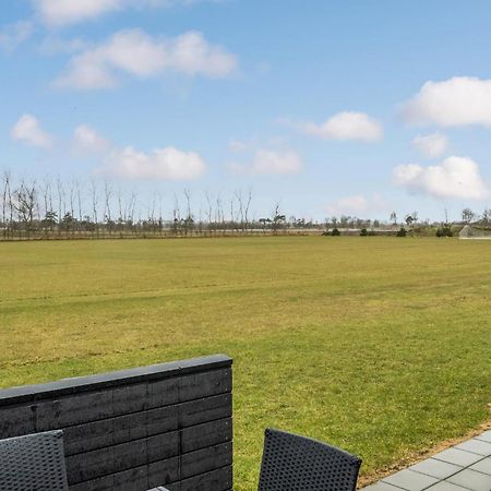 2 Bedroom Gorgeous Apartment In Vaeggerlose Bøtø By エクステリア 写真